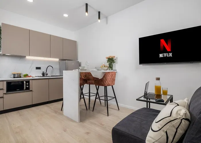 Area2 Center Luxury * Rijeka